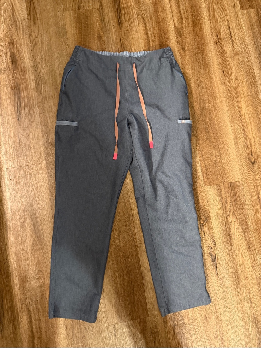 Women’s Figs Scrubs Evans Relaxed Fit Heather Denim